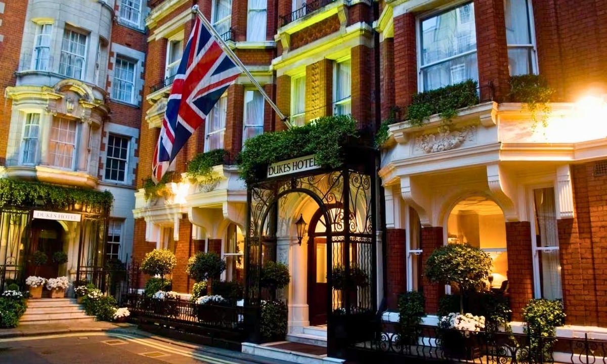 dukes-hotel-london-xx-ft-2-refurbishment-of-iconic-hotel